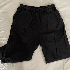 Erika Black Cropped Pants